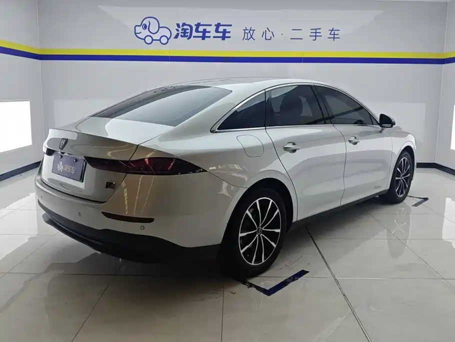 Roewe D7 2024 2025 DMH 125km World Champion Edition