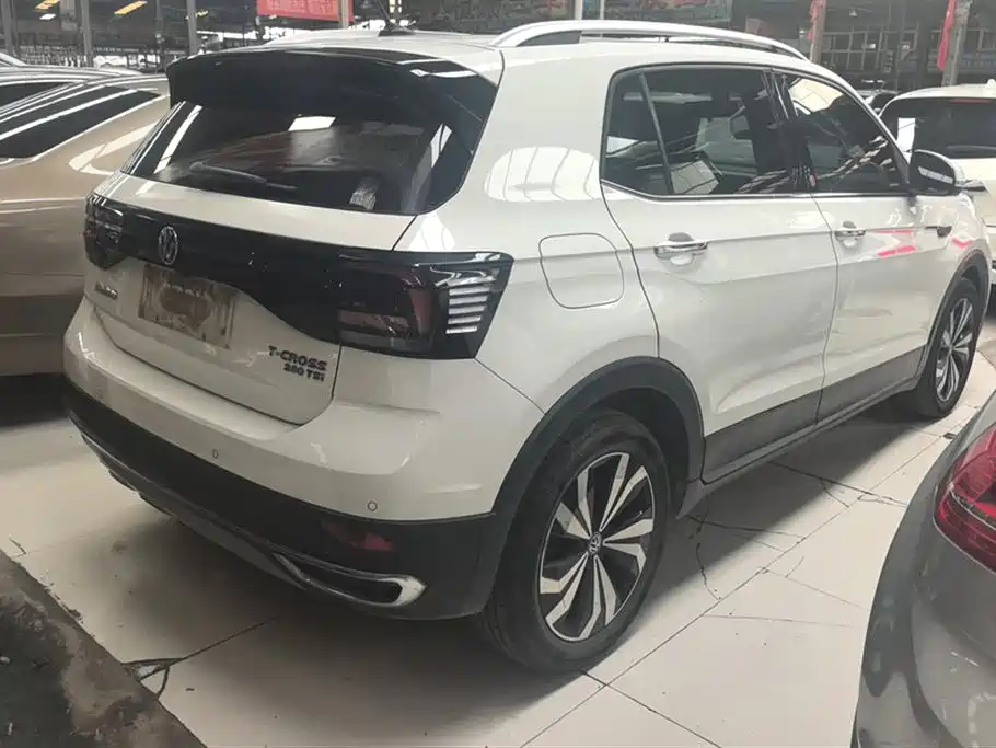 Volkswagen T-Cross 2019 280TSI DSG Luxury Edition фото 3