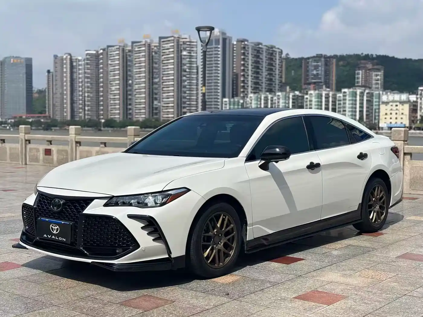 Toyota Avalon 2019 2.5L Progressive Edition China V