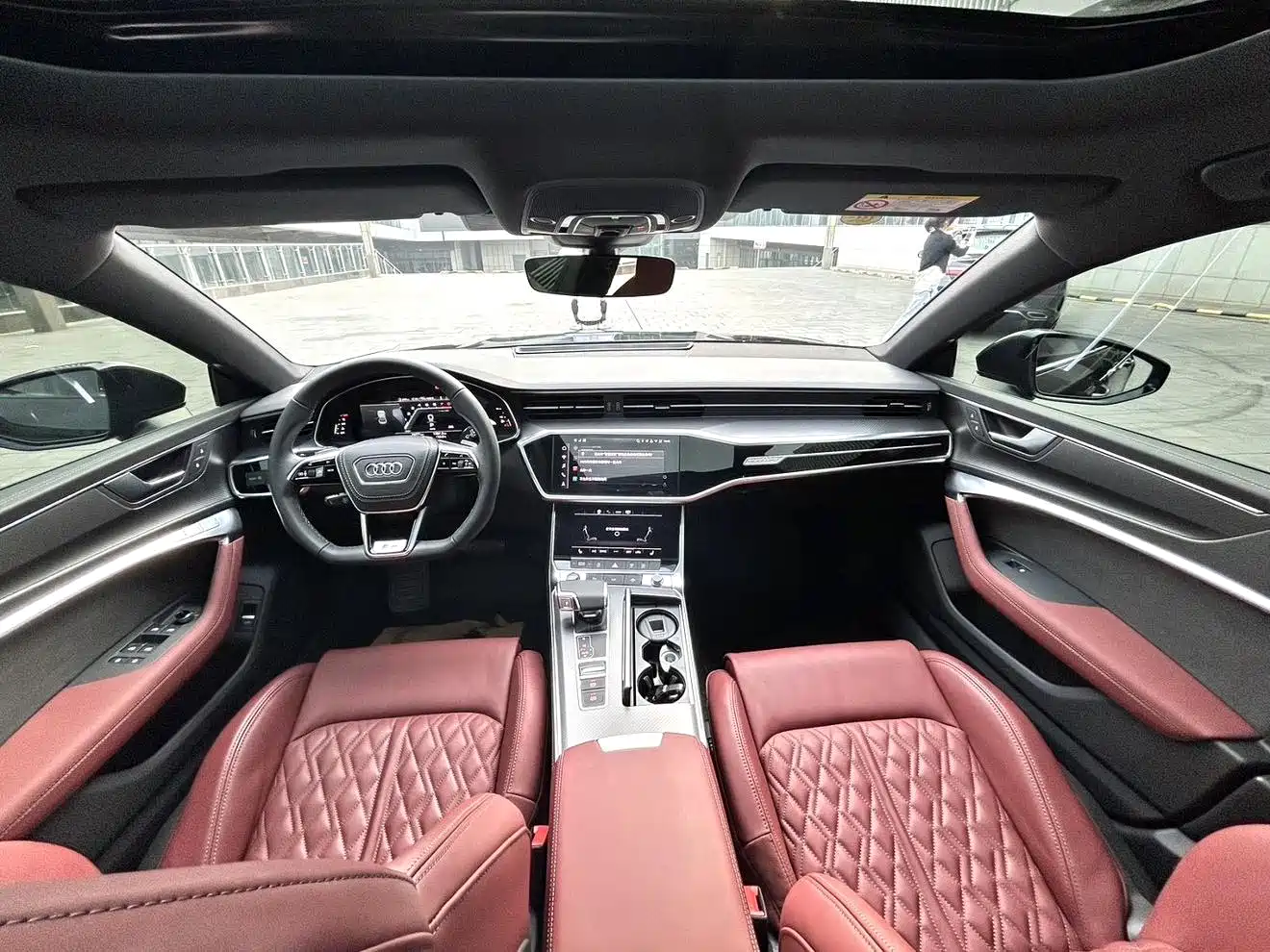 Audi A7L 2025 Model Year 45 TFSI quattro Black Knight Edition фото 5