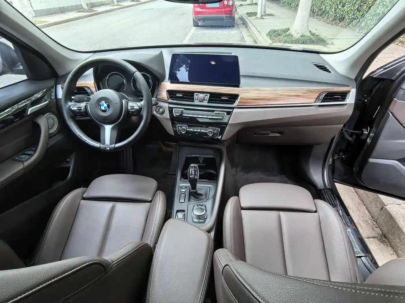 BMW X1 2022 sDrive25Li Leading фото 6