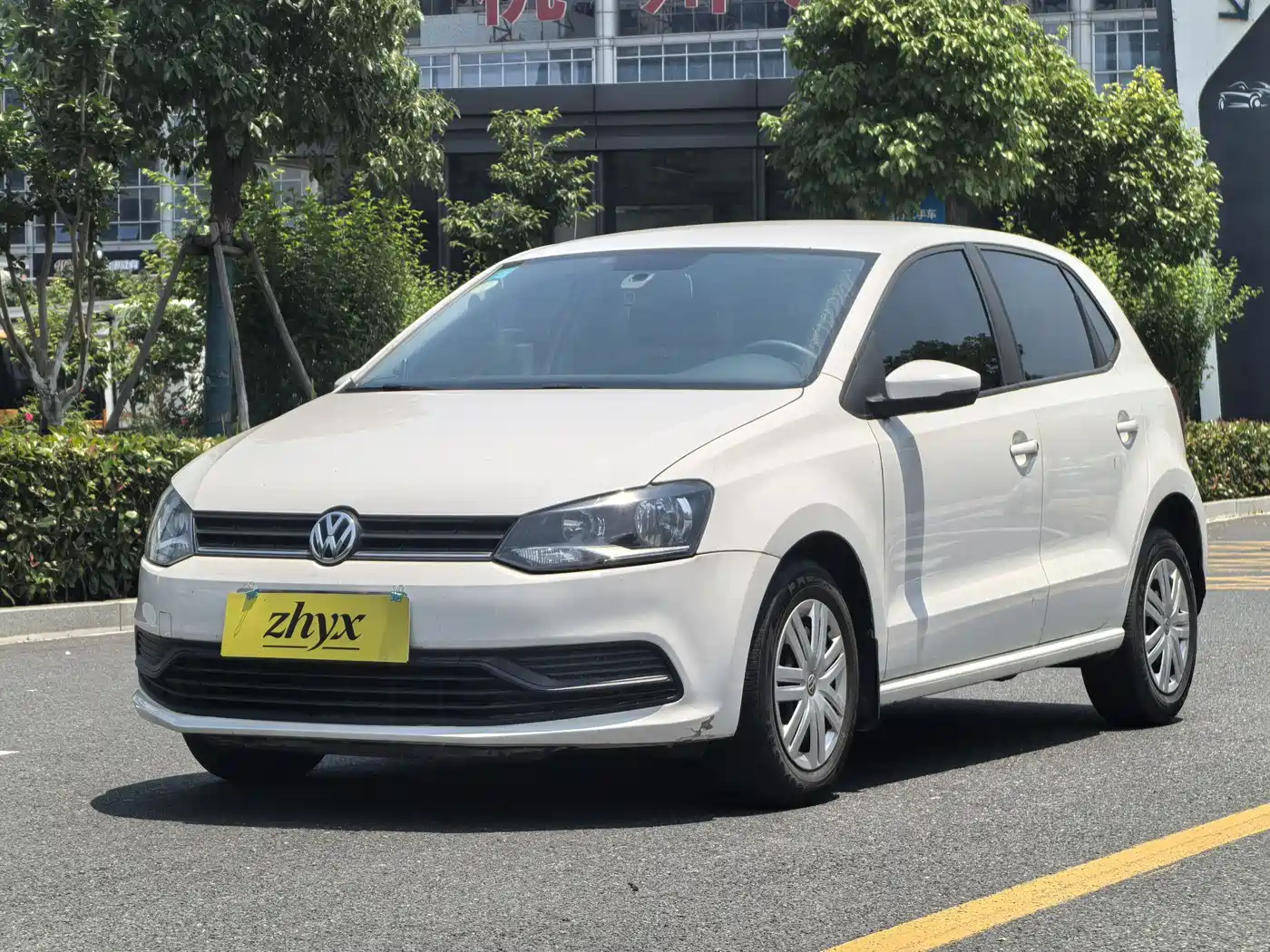 Volkswagen Polo 2018 1.5L Auto Safe Drive фото 3