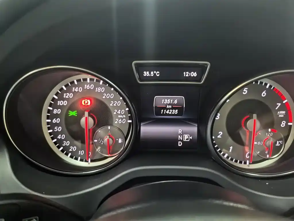 Mercedes-Benz GLA 2015 2015 GLA 220 4MATIC Fashion Edition
