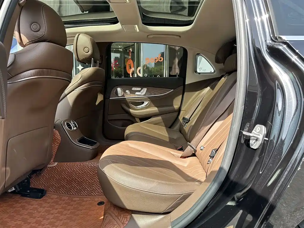 Mercedes-Benz E-Class 2022 Facelift E 300 L Luxury Style фото 4