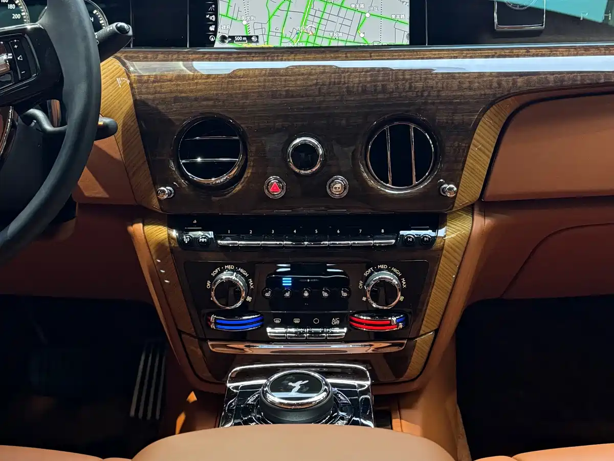 Фото 17 - Rolls-Royce Phantom