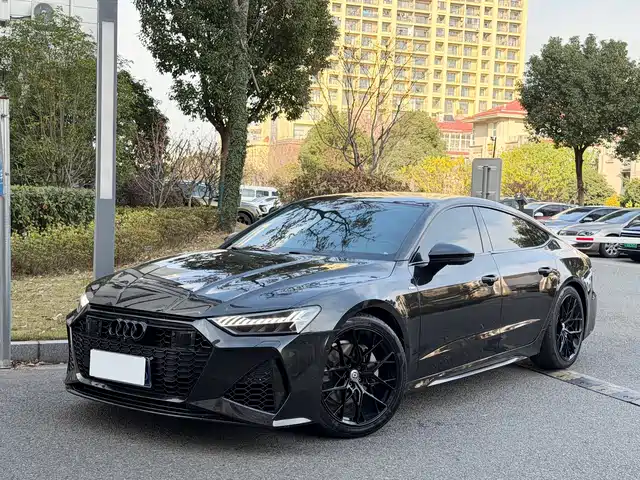 Audi A7 45 TFSI, Select