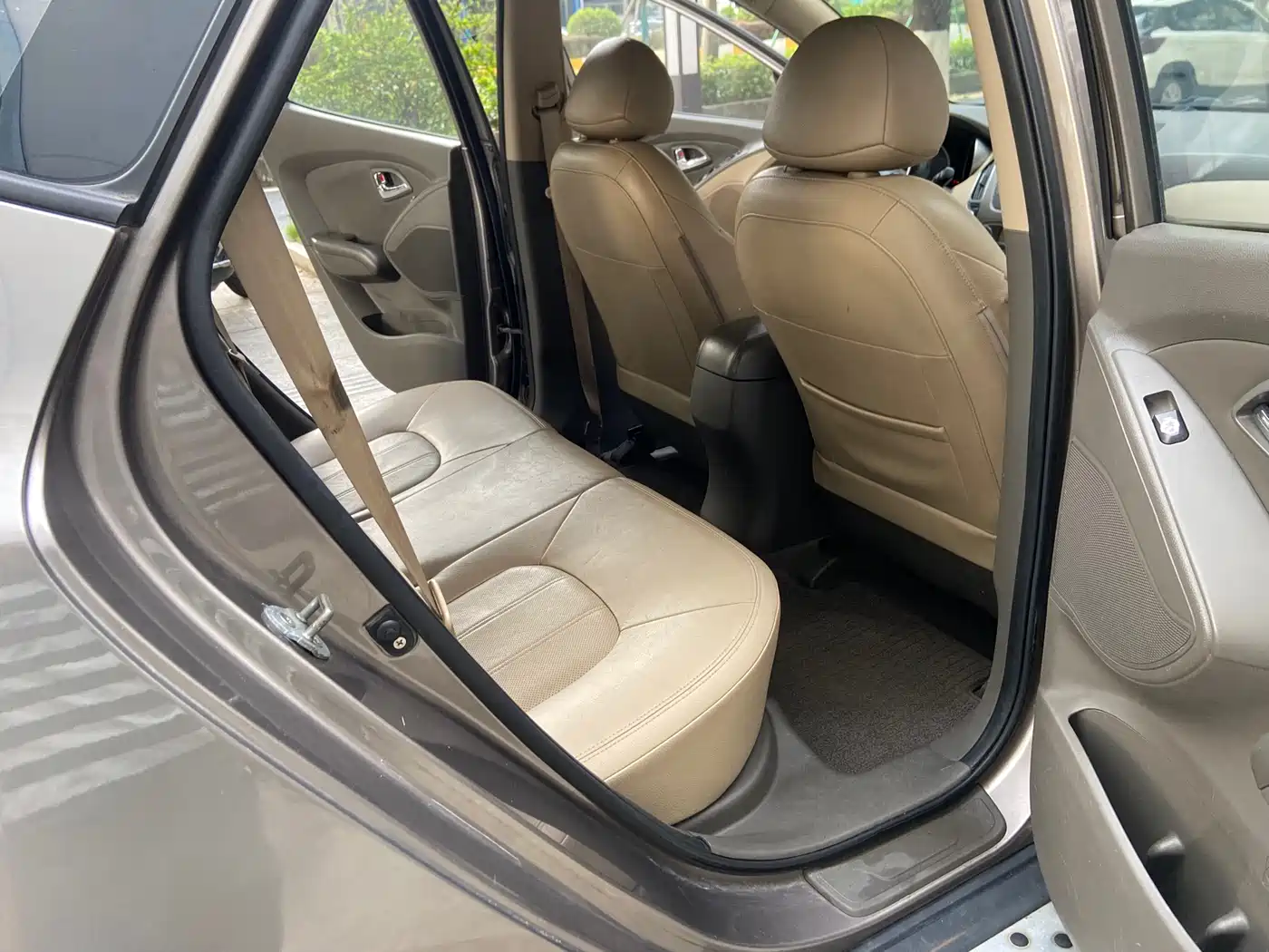 Hyundai Beijing Hyundai ix35 2010 2.0L Automatic 2WD Elite GLS фото 7