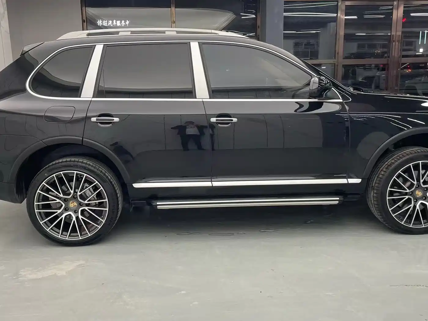 Porsche Cayenne 2006 Cayenne S 4.5L AT фото 4