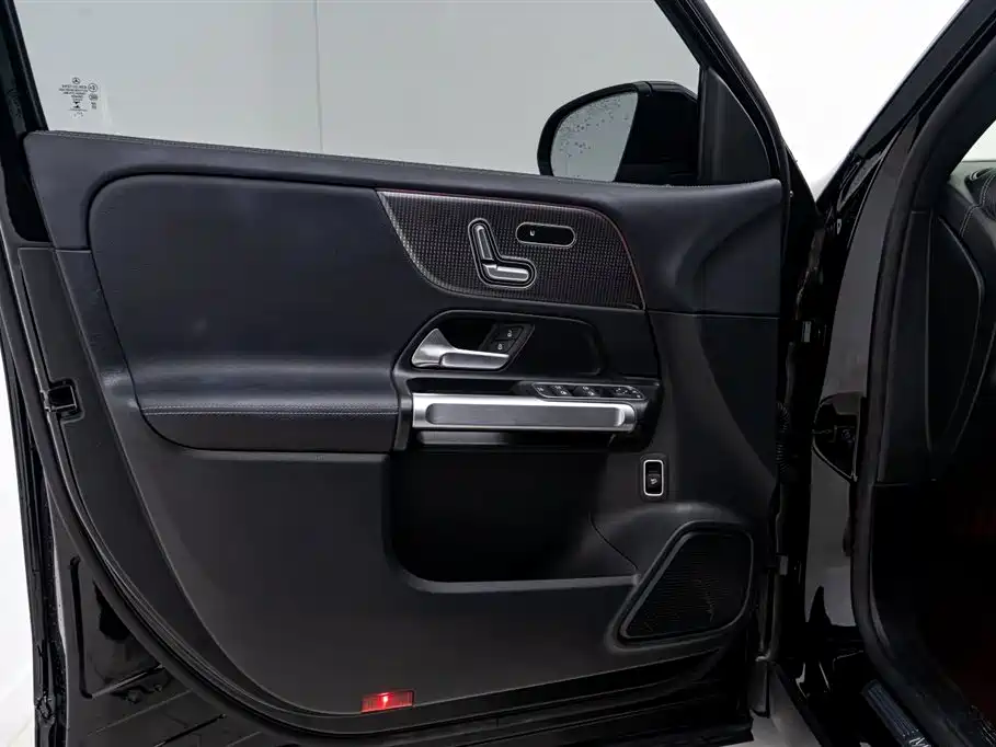 Mercedes-Benz GLB 2021 GLB 200 Style фото 22
