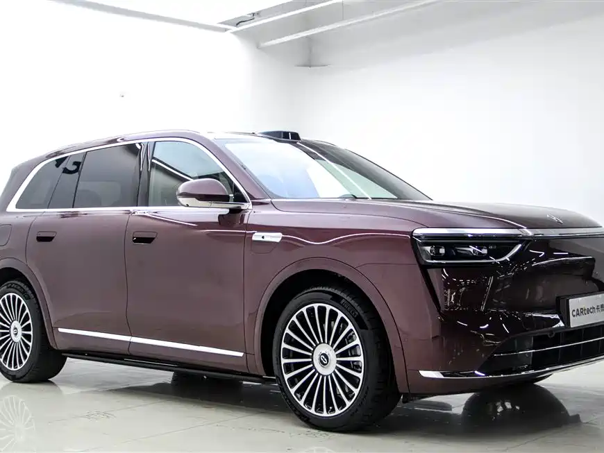AITO Wenjie AITO M8 2025 Model Extended Range Ultra Edition 53.4kWh 5-Seater фото 3