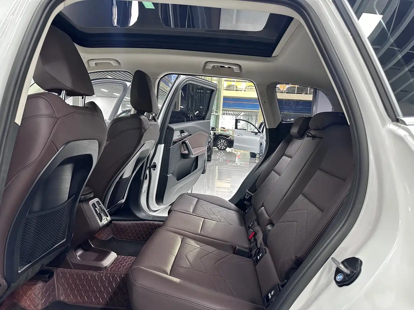 BMW X1 2023 sDrive25Li X Design Package фото 13