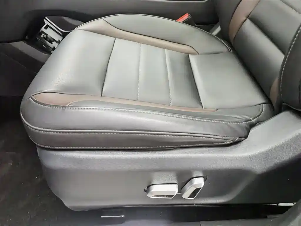 WEI PAI WEI BRAND VV5