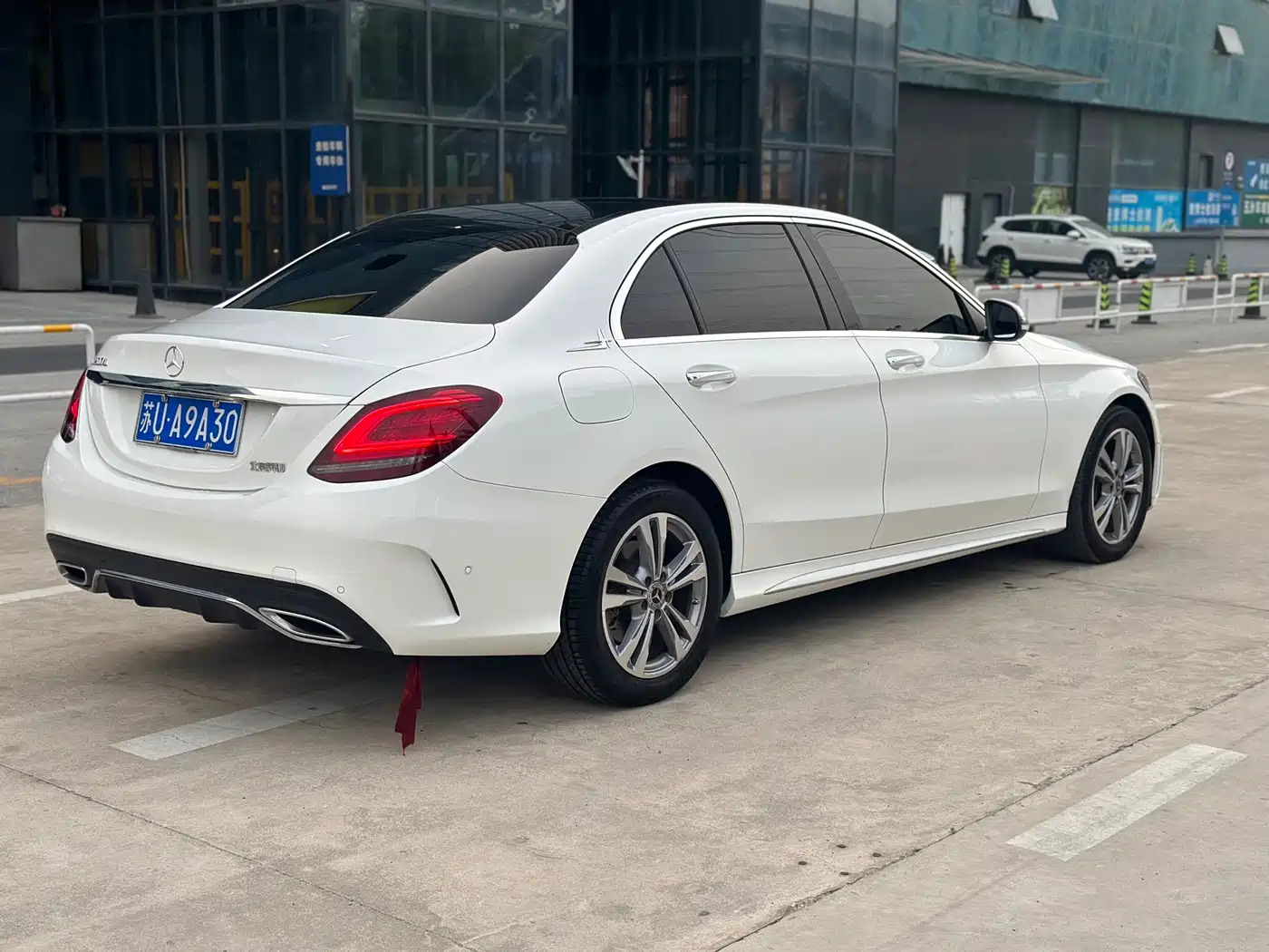 Mercedes-Benz C-Class 2021 C 200 L Fashion Sport Edition фото 4