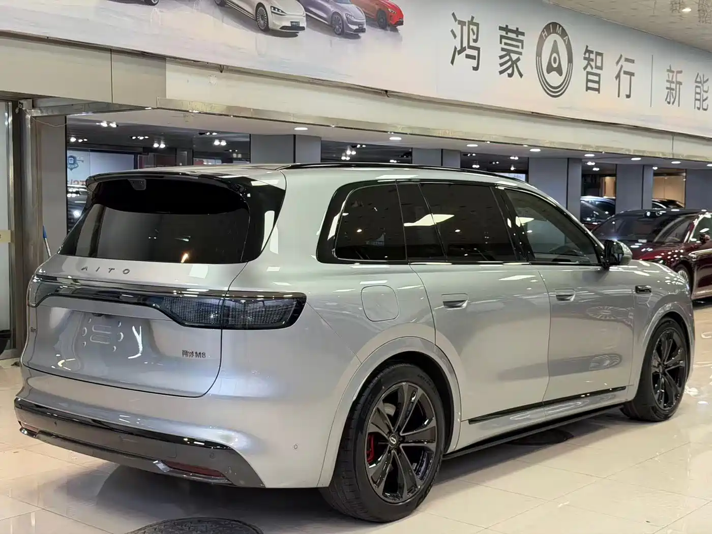 AITO Wenjie AITO M8 2025 Model Extended Range Ultra Edition 53.4kWh 5-Seater фото 4