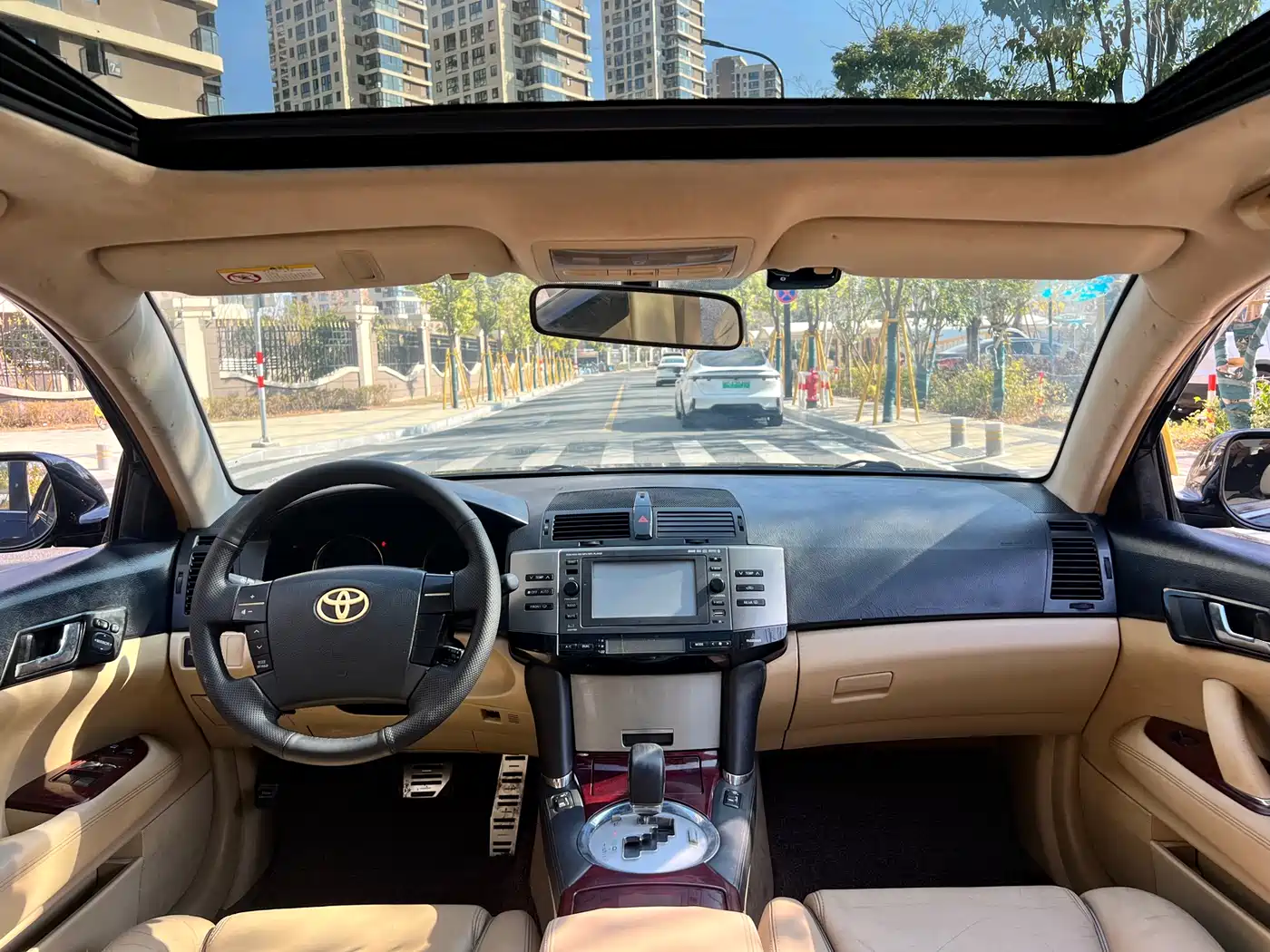 Toyota Reiz 2009 2.5S AVX Edition фото 11