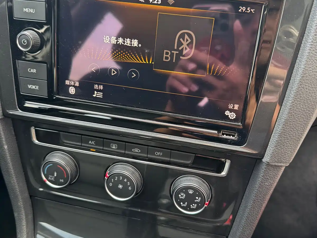 Volkswagen Golf 2019 280TSI DSG Comfort China VI фото 13