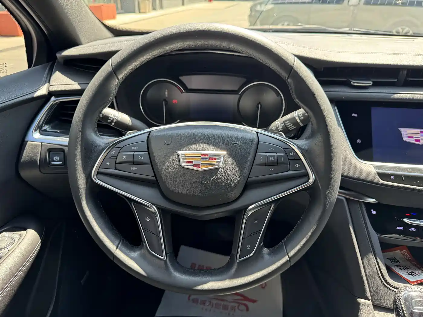 CADILLAC XT5