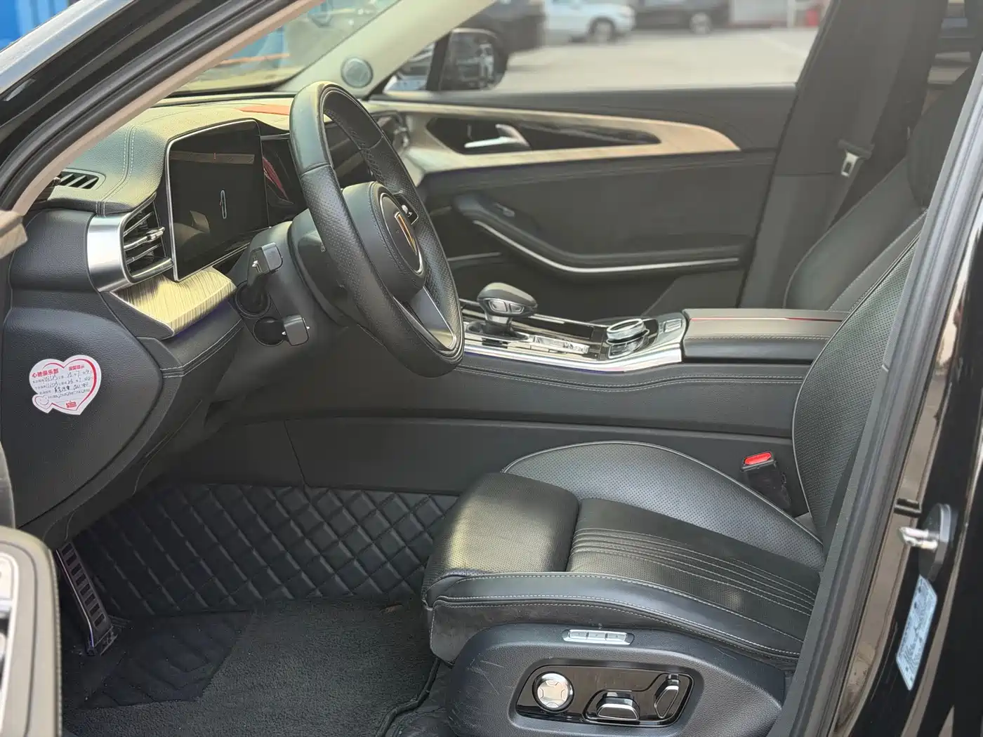 Hongqi H9 2020 3.0T Smart Connection Qi Chang Edition фото 12