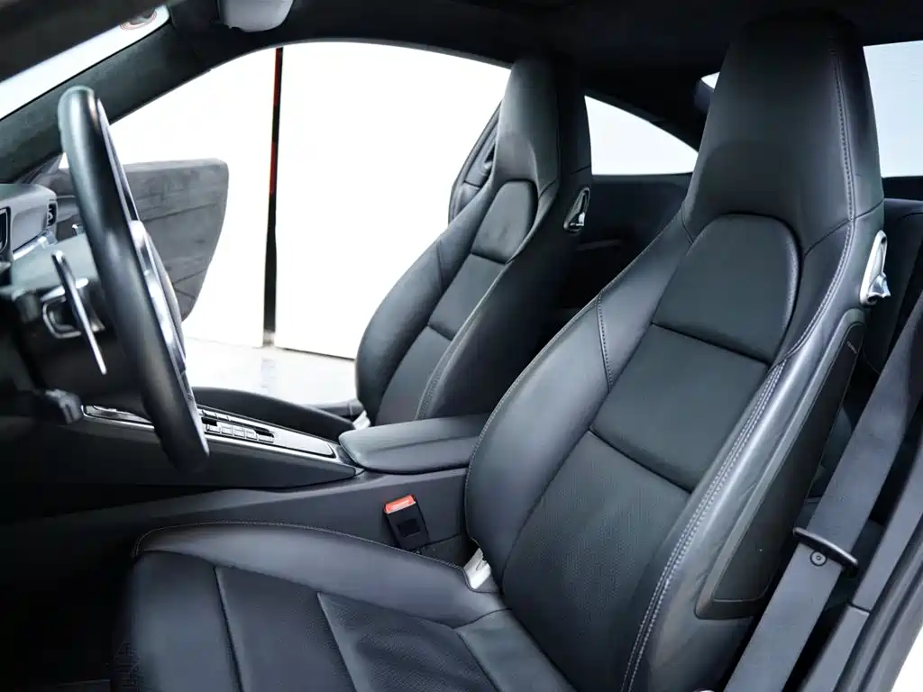 Porsche 911 2012 Carrera S 3.8L фото 23