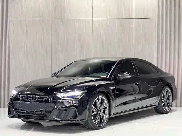Audi A7L 2023 45 TFSI quattro S-line Black Warrior Edition