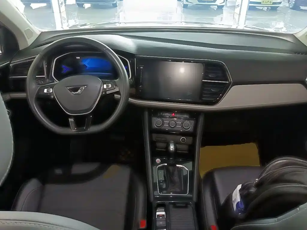Фото 10 - Jetta VS7