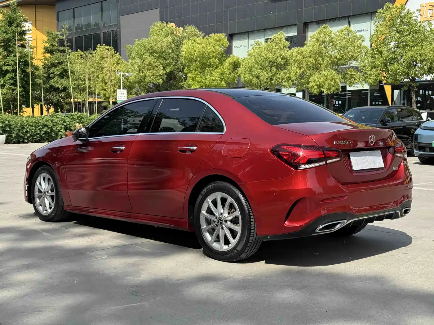 Mercedes-Benz A-Class 2019 A 200 L Sport Sedan фото 13