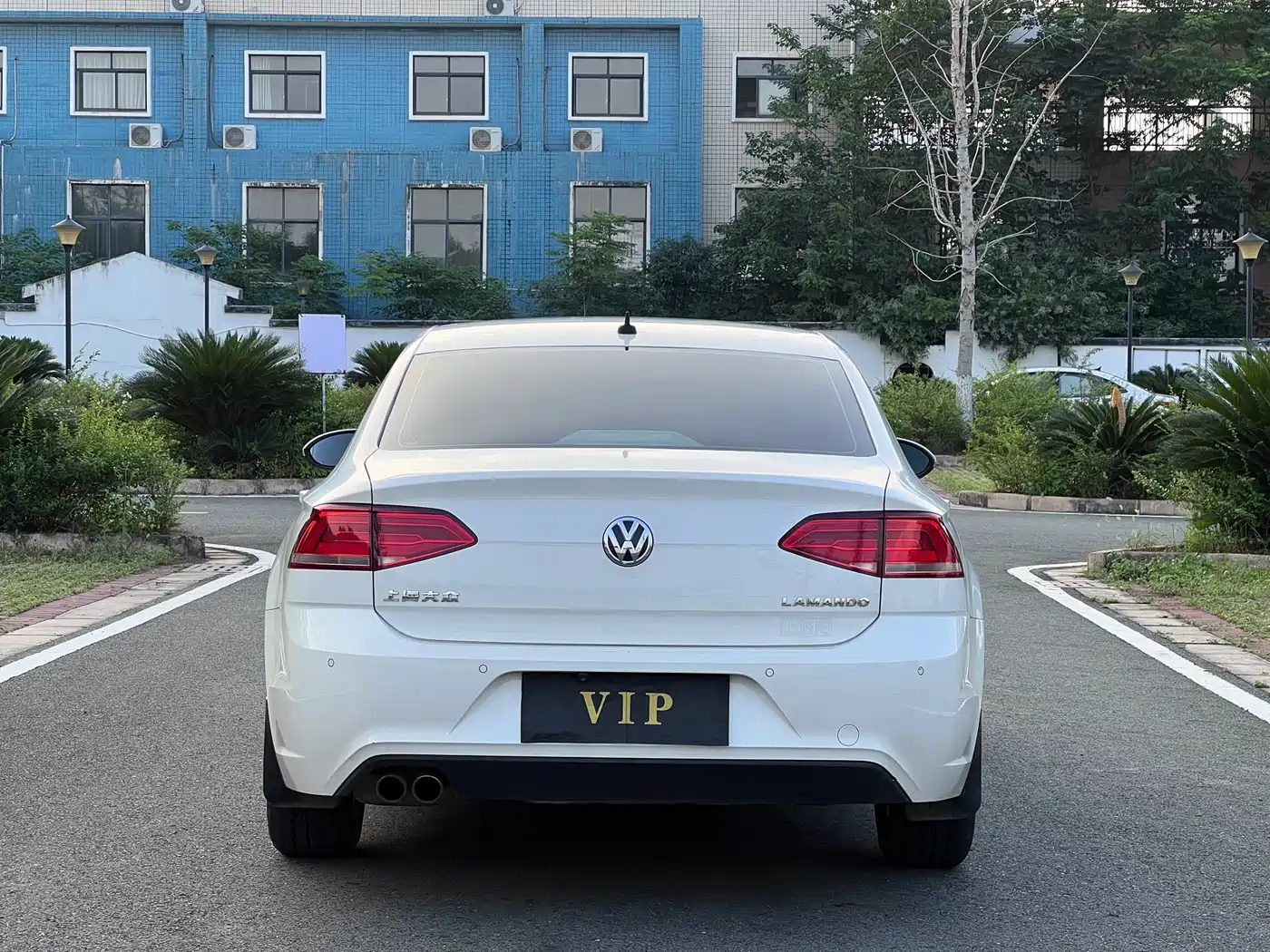 Volkswagen Lamando 2015 230TSI DSG Style фото 5