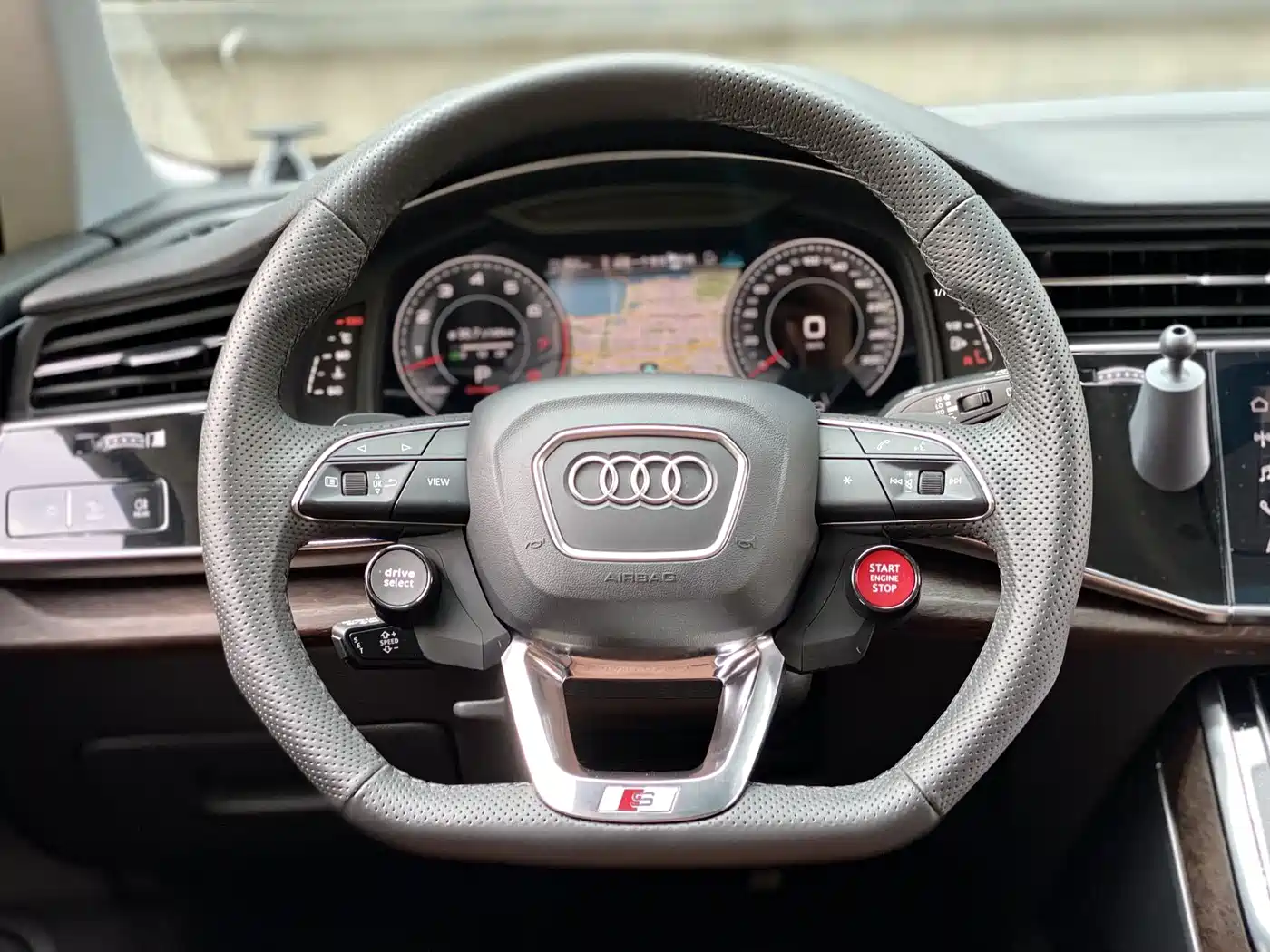 AUDI Q7