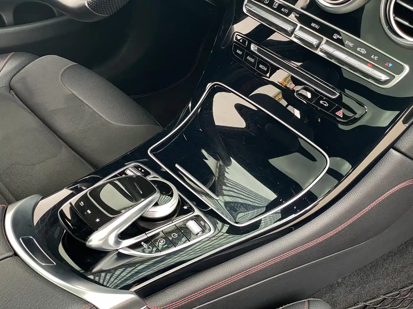 Mercedes-Benz GLC AMG 2017 AMG GLC 43 4MATIC Special Edition фото 15