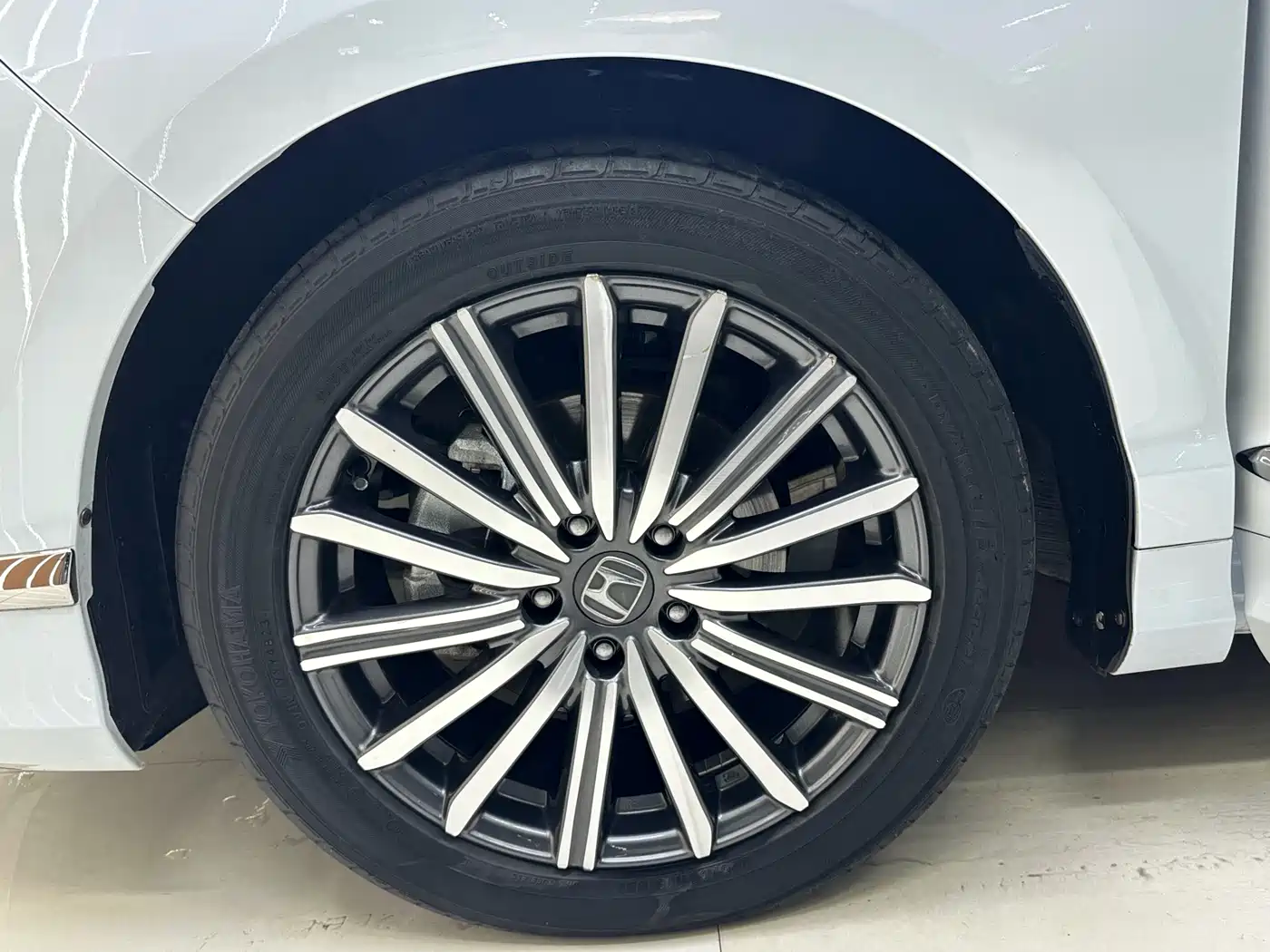 Honda Elysion 2024 2024 2.0L e:HEV Luxury Edition