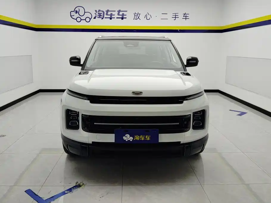 Geely ICON 2025 2026 Chocolate 1.5TD Pure Edition