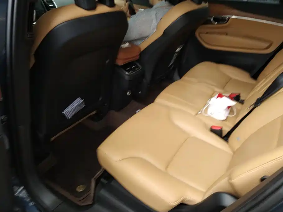 Photo 11 - Volvo XC90