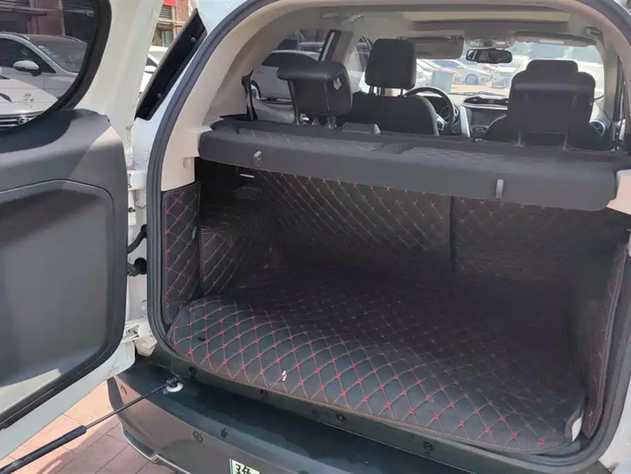 BYD Yuan New Energy 2018 EV360 Smart Connected Cool Type фото 4