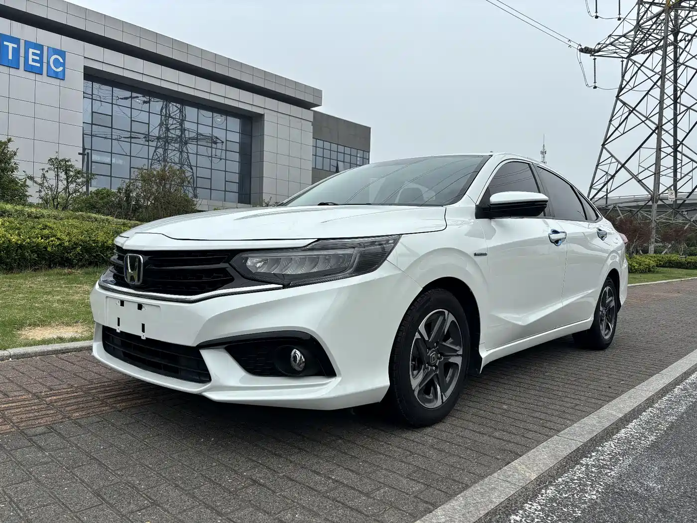 Honda ENVIX 2022 Sharp Hybrid 1.5L Pure Fit Edition