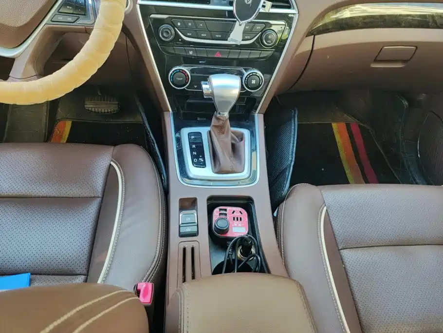 Leopaard CS10 2019 2017 Model 2.0T Automatic Urban Edition