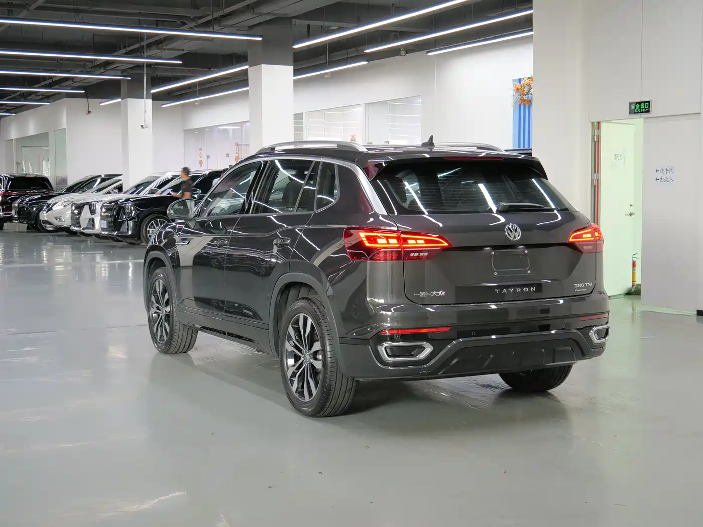 Volkswagen Tayron 2020 380TSI 4WD R-Line Smart Edition фото 5