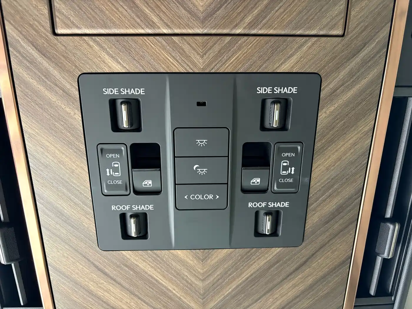 Lexus LM 2025 2023 500h 6-Seater Prestige Edition
