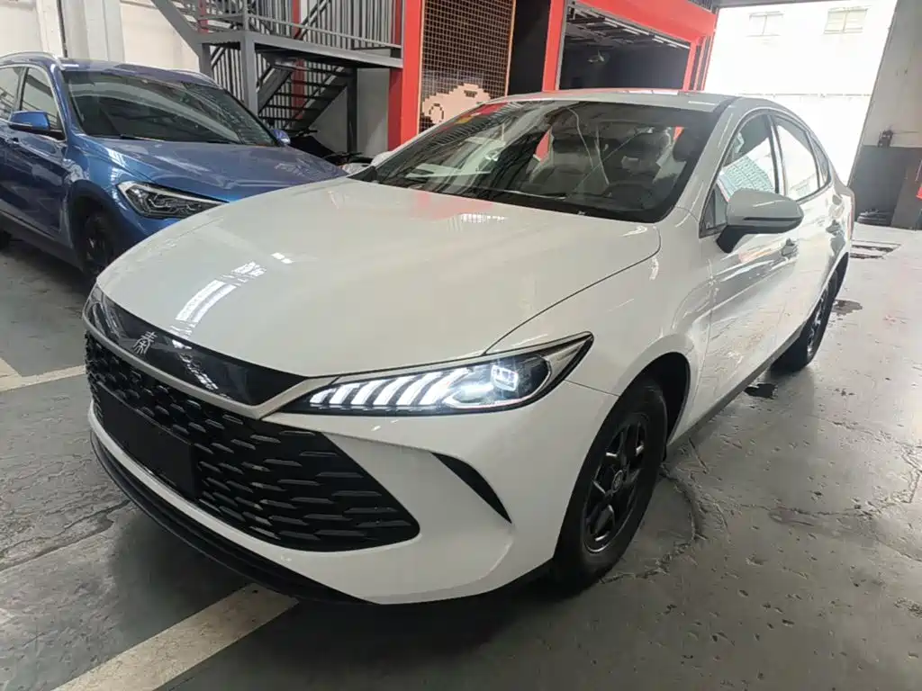 BYD Qin PLUS 2026 2026 DM-i Smart Edition 128KM Progressive