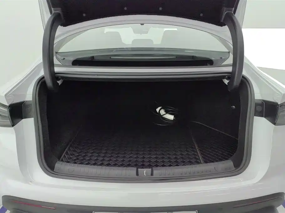 BYD Seal 06 New Energy 2025 DM-i Smart Drive 80KM Luxury фото 4