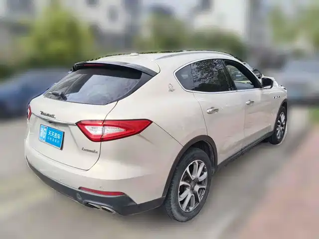 Maserati Levante 2016 3.0T Standard — фото 5