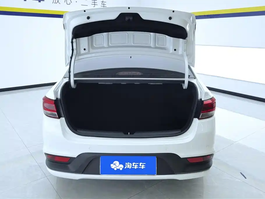 Kia K2 2017 Sedan 1.4L AT 15th Anniversary Special Edition GLS фото 4