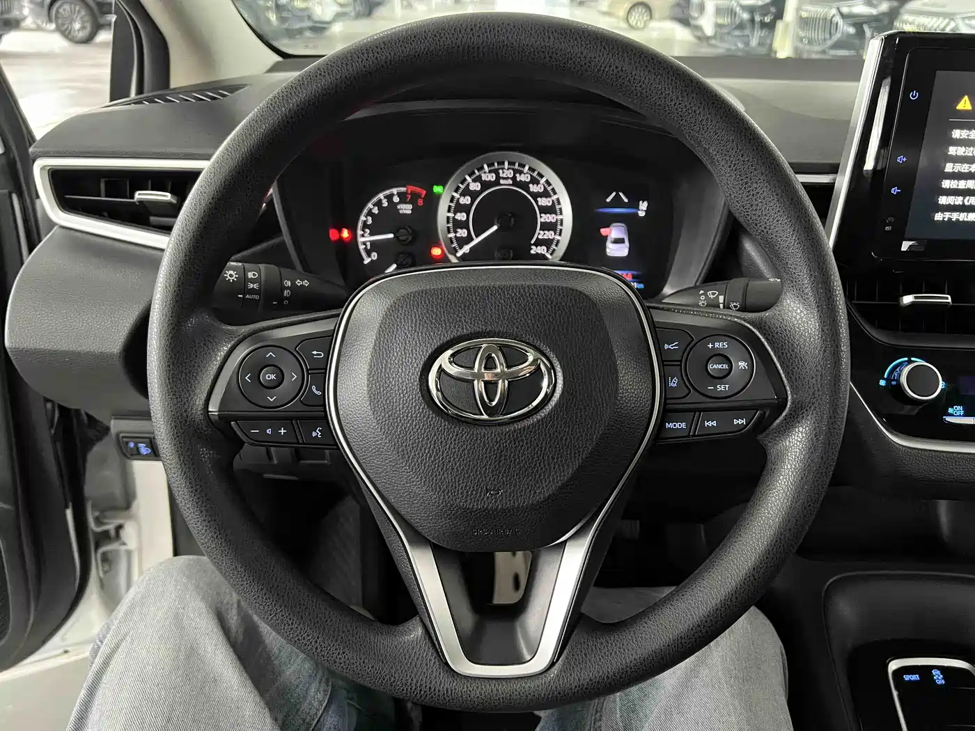 Toyota Corolla 2021 TNGA 1.5L CVT Elite Edition фото 10