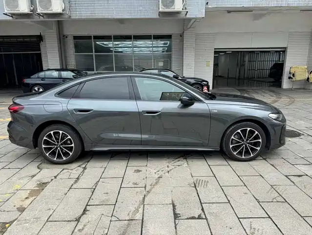 Audi A5L 2025 2.0T Sport Edition Plus — фото 2