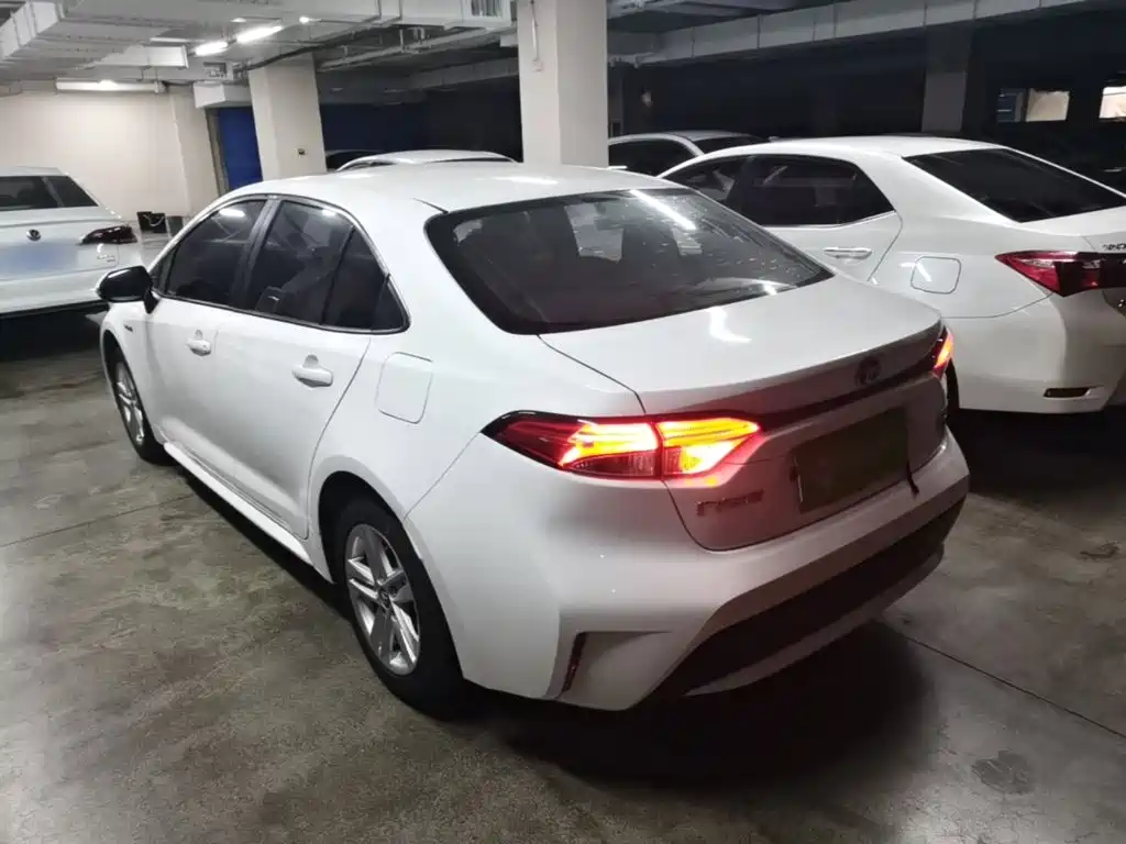 Фото 5 - Toyota Levin