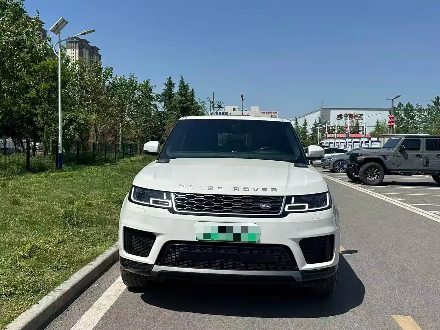 Land Rover Range Rover Sport PHEV 2018 Model P400e фото 2
