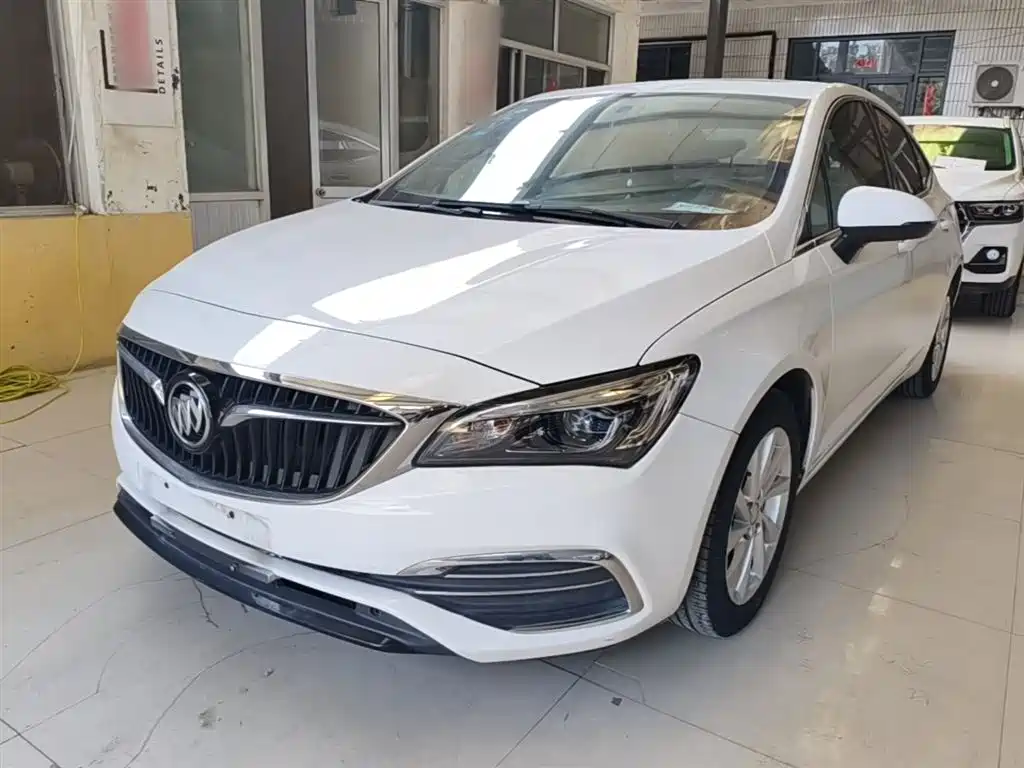 Buick Verano 2019 Sedan 15S Auto Leading фото 2