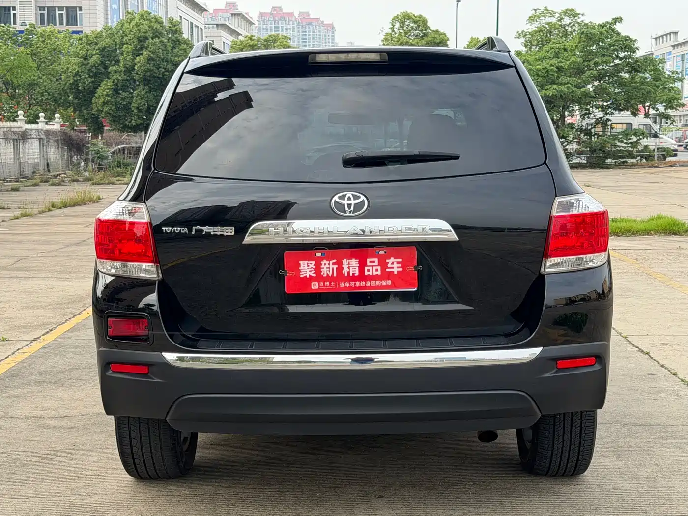 Toyota Highlander 2012 2.7L 2WD 7-Seater Luxury Edition фото 5