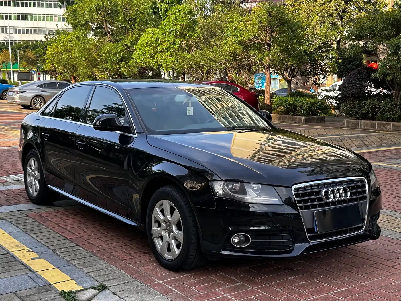 Audi A4L 2012 1.8 TFSI Manual Comfort фото 3