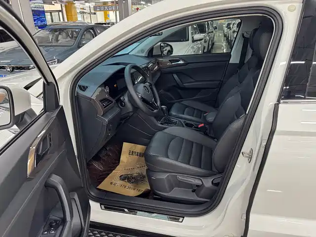 Volkswagen Tharu 2022 280TSI 2WD Comfort — фото 4