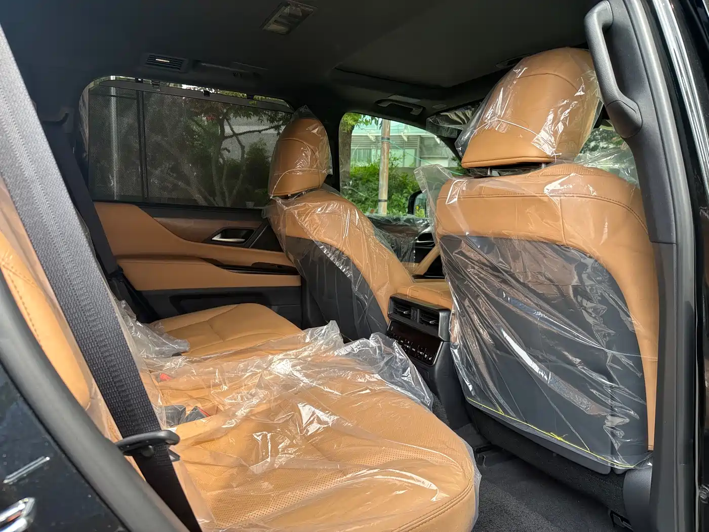 Lexus LX 2025 700h Boundary Edition фото 6
